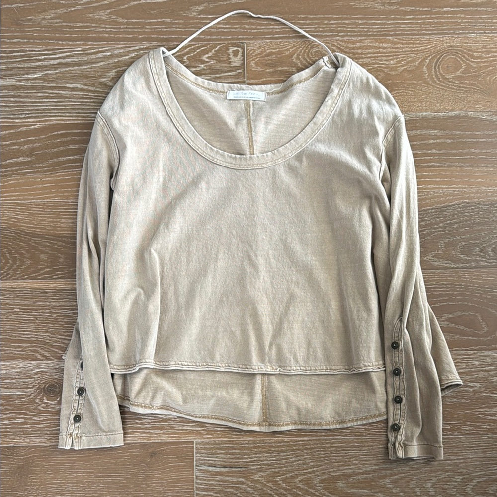 WE THE FREE- Beige Button-Detail Women's top size small